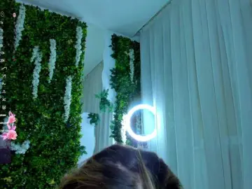 Bongacams Private Sex Chat of ZinaSquirts