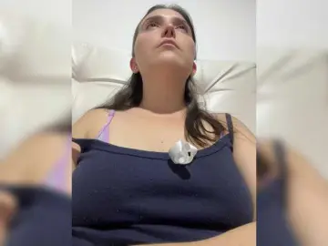 Bongacams Free Porn Cam of karlacortes1