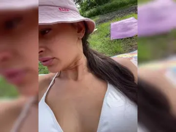 Bongacams Best Webcam of ALYA-01