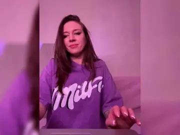 Bongacams Live Sex Cam of FoxyAlisa