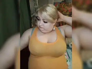 Bongacams Nude Webcam of Cute-Baby