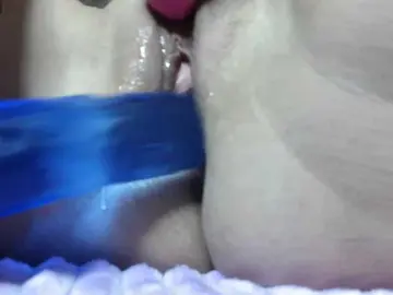 Ass fingering milf cams