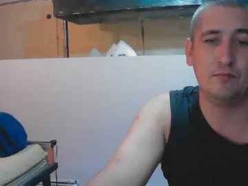 Bongacams Sex Cam of DenMaretxx