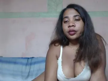Bongacams Free Porn Cam of AlineEdena