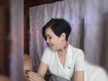 Bongacams Watch Live Sex Cams of AnnaidRotkivv