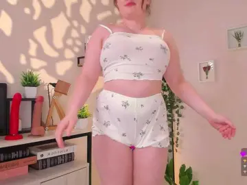Bongacams Free Porn Cam of LelaRyann