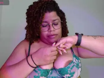 Bongacams Live Sex Cam of saramorales1