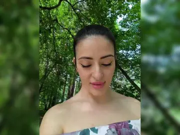 Bongacams Nude Webcam of CrazyPussy07