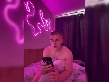 Bongacams Live Porn of Phantomweee