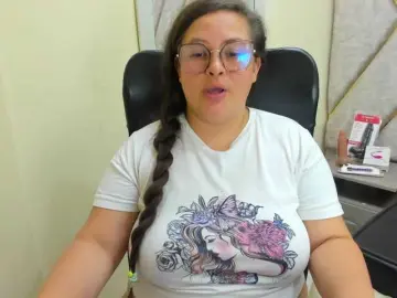 Bongacams Watch Live Sex Cams of SaraThonson