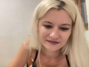 Bongacams Free Live Porn of OnikaLove