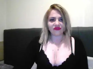 Bongacams Free Live Porn of CrazyplesureAnna