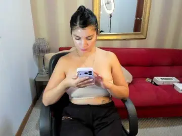 Bongacams Private Sex Chat of MerryColin