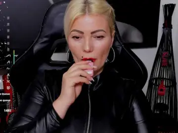 Bongacams Free Porn Cam of Mistress-Marilyn