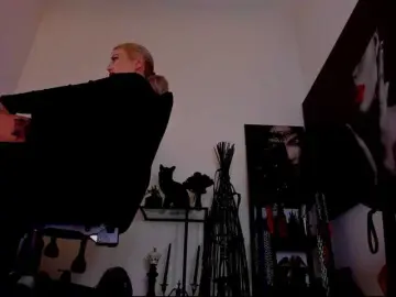 Bongacams Free Live Porn of Mistress-Marilyn