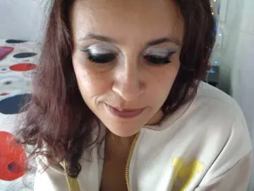 Bongacams Watch Live Sex Cams of alzorys2434