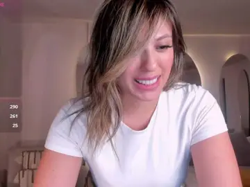 Bongacams Nude Webcam of IrinaPortman