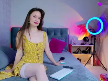 Bongacams Free Porn Cam of ElfaElle