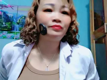 Bongacams Adult Video Chat of Linhanhsex2k