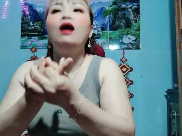 Bongacams Adult Webcam of Linhanhsex2k