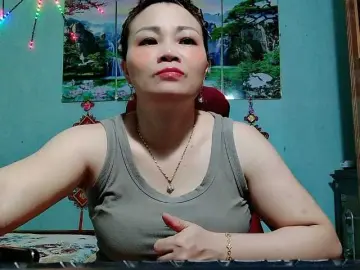 Bongacams Sex Chat of Linhanhsex2k