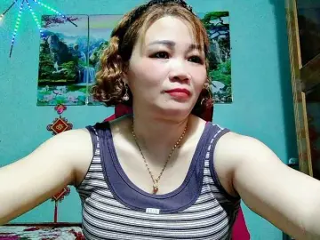 Bongacams Adult Webcam of Linhanhsex2k