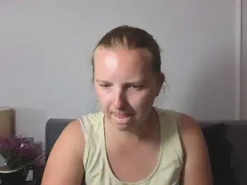 Dancing milf cams