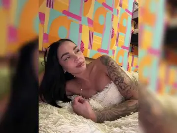 Bongacams Private Sex Chat of Bianka-strip