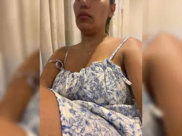 Bongacams Free Live Porn of EmilyLeah