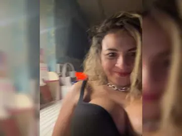 Bongacams Best live sex cam show of ProseccoMood