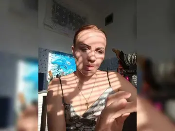 Bongacams Private Sex Chat of Alenushka888