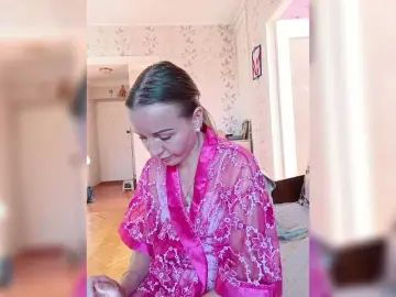 Bongacams Live Sex Cam of Alenushka888