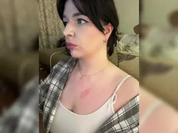 Bongacams Free Porn Cam of HellMor