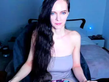 Bongacams Adult Video Chat of SexQueen11