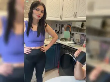 Bongacams Live Sex Cam of Paratrax