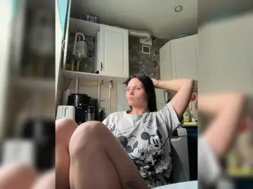 Bongacams Free Porn Cam of Paratrax