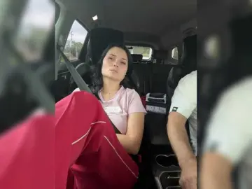 Bongacams Best live sex cam show of Paratrax