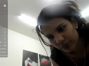 Bongacams Private Sex Chat of maidy-19