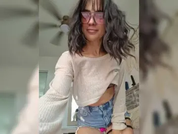 Cock sucking milf cams