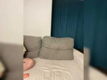 Bongacams Live Sex Cam of PeachPie