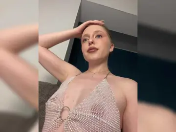 Bongacams Private Sex Chat of PeachPie