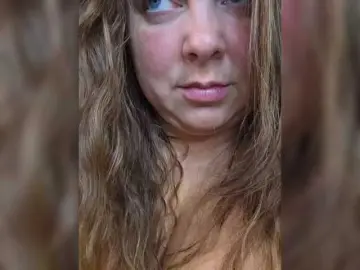 Bongacams Sex Cam of HairyCrotch
