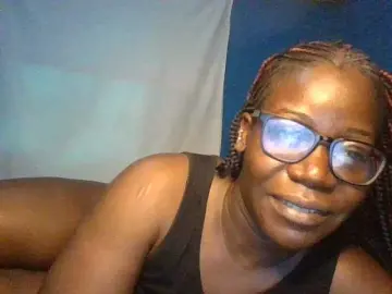 Bongacams Nude Webcam of Hotsavie01