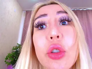 Bongacams Sex Cam of Juliannae