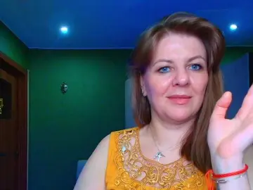 Dancing milf cams