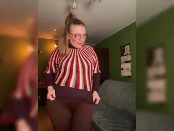Dancing milf cams