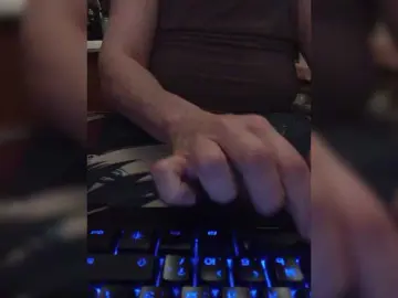 Group chat for 40+ tokens milf cams