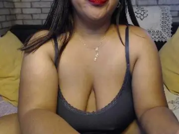Pussyfucking milf cams