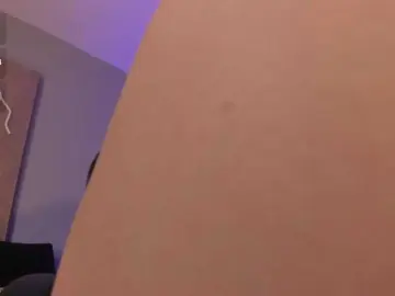 Bongacams Watch Live Sex Cams of MiaFarrell