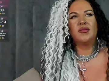 Bongacams Nude Webcam of SierraQuinn